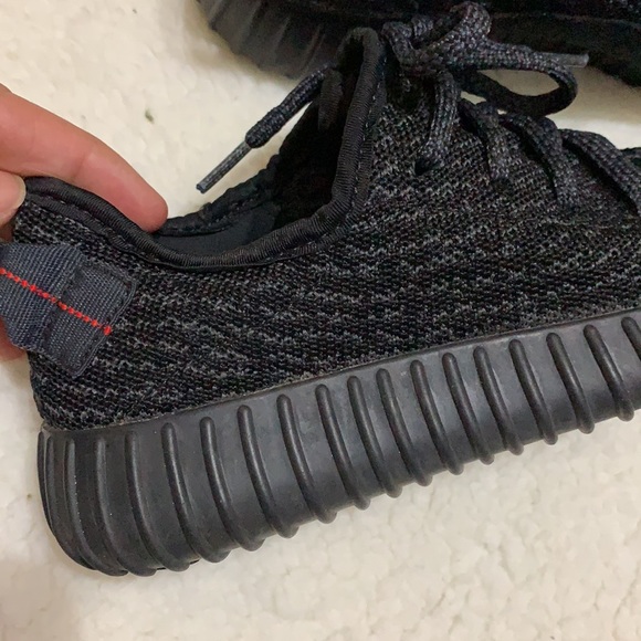 Adidas Yeezy Boost 350
Pirate Black (2015) - Picture 7 of 13